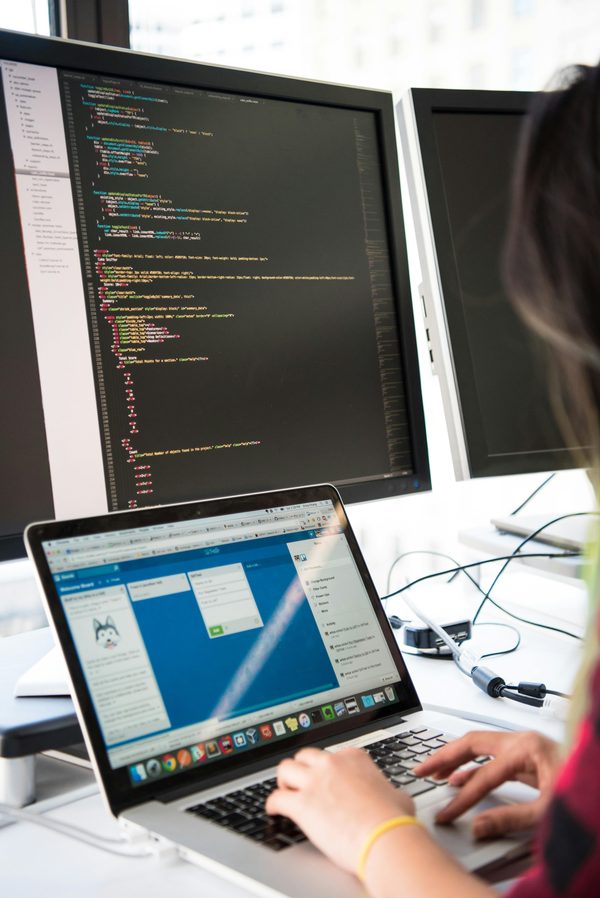 Entreprise informatique pour professionnels : des solutions numériques adaptées à vos besoins