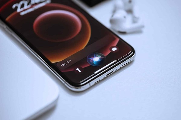 Comment optimiser votre stratégie de contenu pour les assistants vocaux ?
