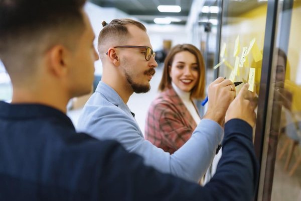 Comment créer une stratégie de contenu simple pour vos réseaux sociaux ?
