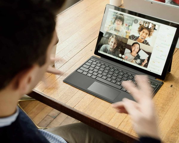 Comment choisir les meilleurs outils de collaboration en ligne pour les équipes créatives ?